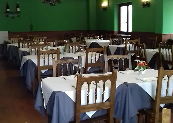 La Montana Hotel León
